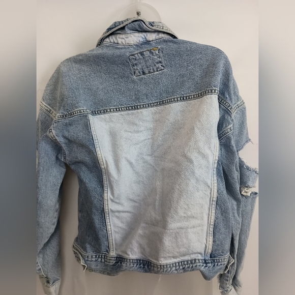 FOREVER 21 Distressed Thrash Grunge Patchwork Denim Relaxed Jacket (#1,376)(C) - Picture 8 of 10